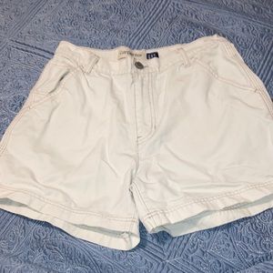 Woman’s Gap carpenter white denim shorts, size 6